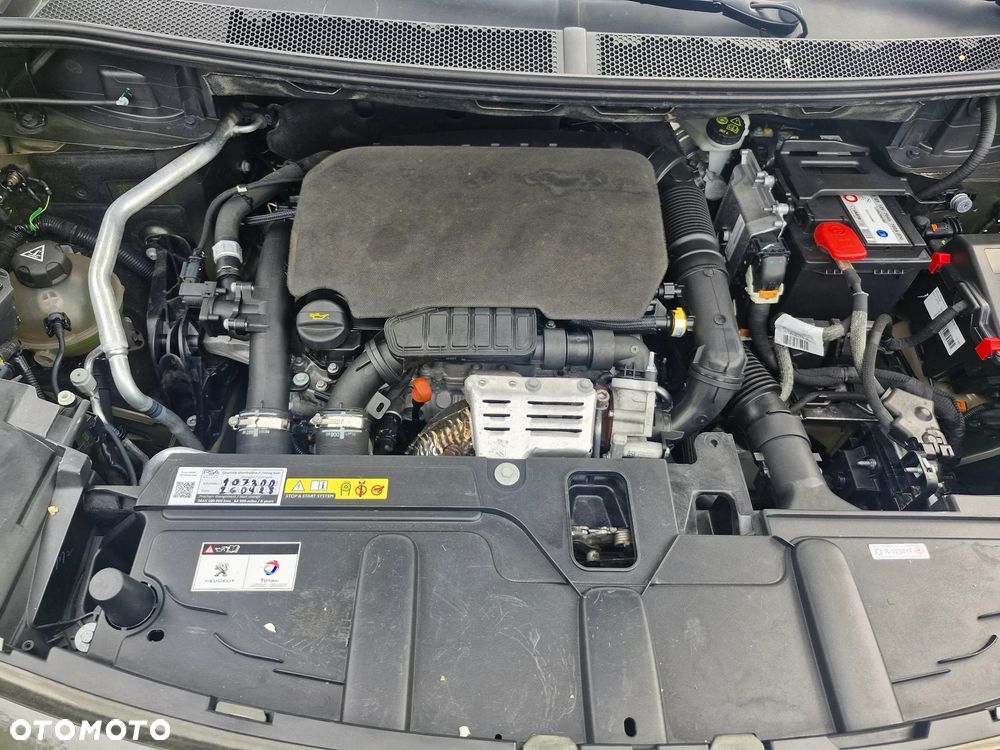 Peugeot 3008 PureTech 130 Stop & Start GPF Allure - 27