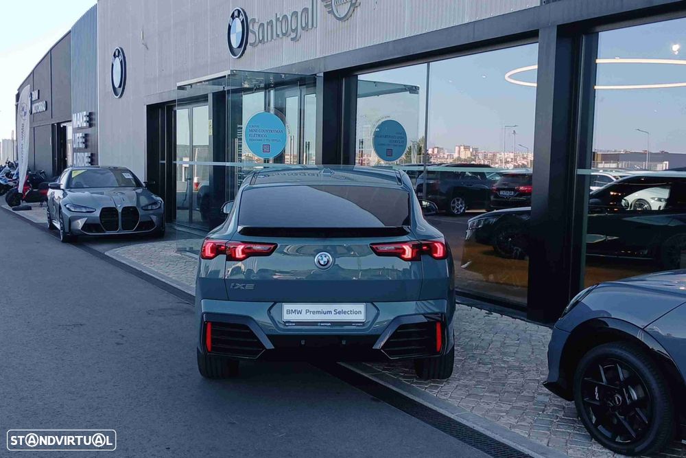 BMW iX2 xDrive30 - 7