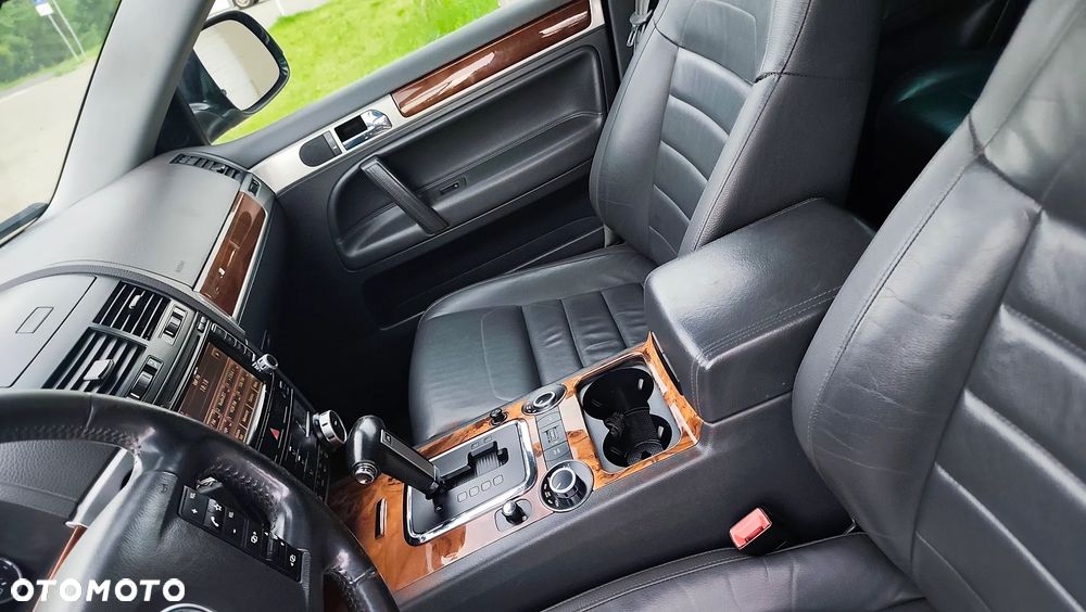 Volkswagen Touareg 3.0 V6 TDI DPF Automatik Individual - 12