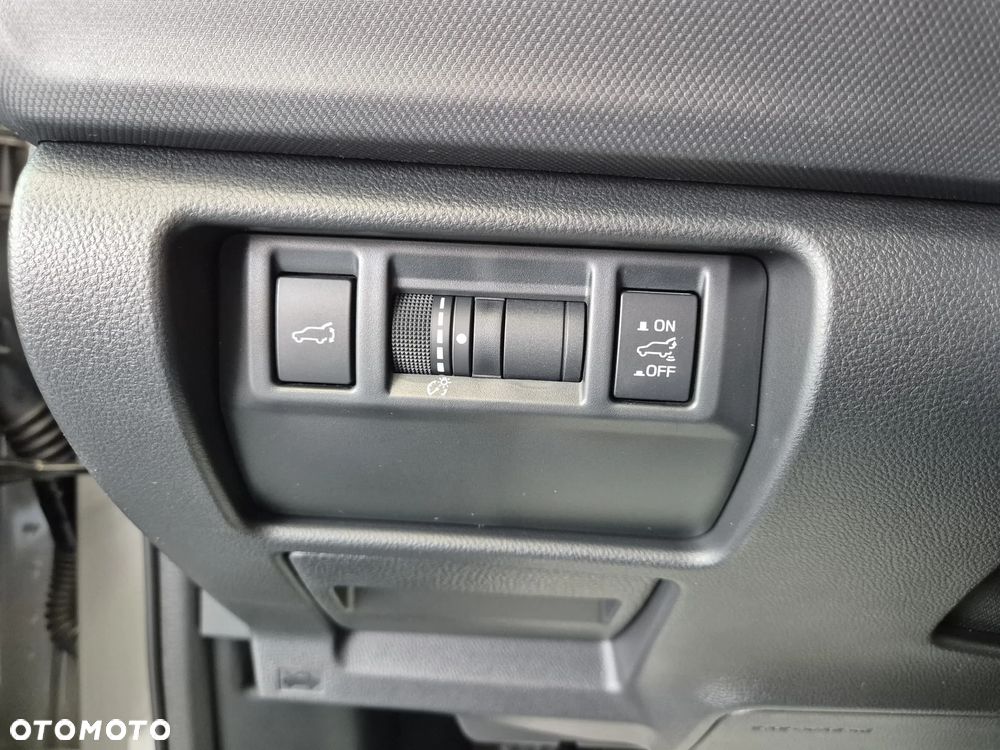 Subaru Forester 2.0i-L Platinum (EyeSight) Lineartronic - 25