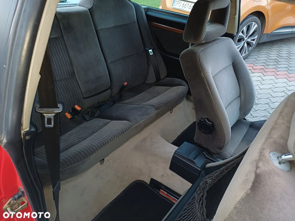 Audi Coupe 2.3 E - 13