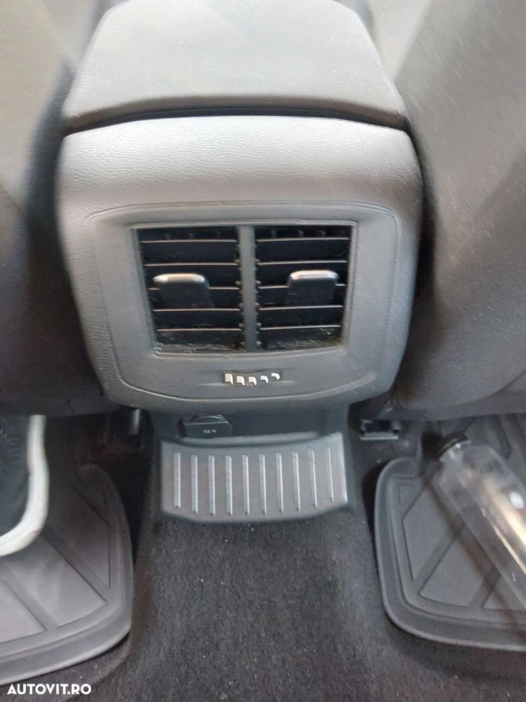 Volkswagen T-Roc 1.0 TSI Design - 19