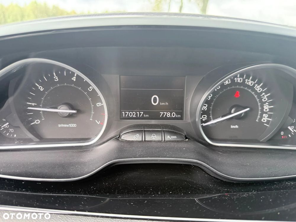 Peugeot 208 1.0 VTi/PureTech Access - 11