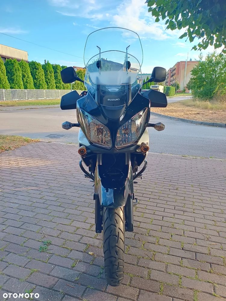 Suzuki V-STROM - 2