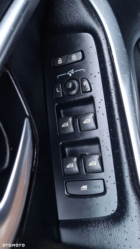 Volvo V40 D2 RDesign - 25