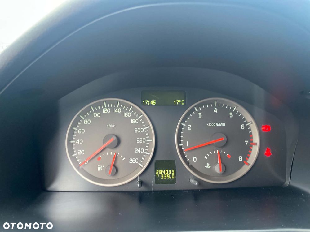 Volvo S40 2.4 Momentum - 11