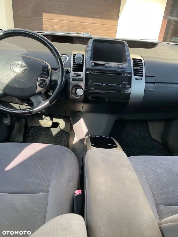 Toyota Prius 1.5 VVT-i Prestige - 3