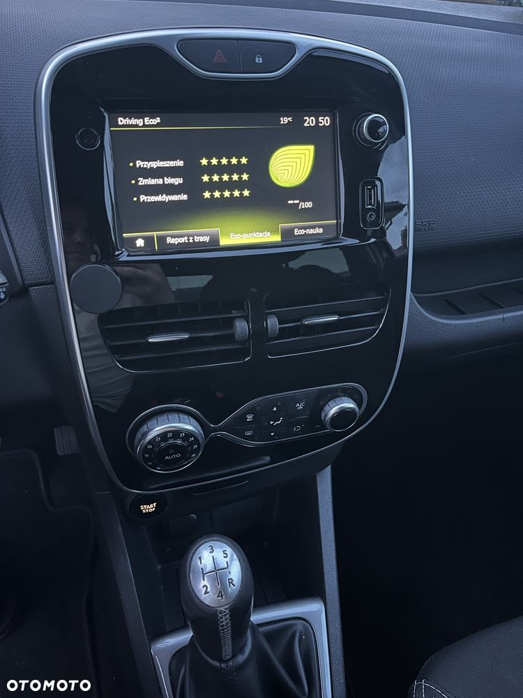 Renault Clio - 8