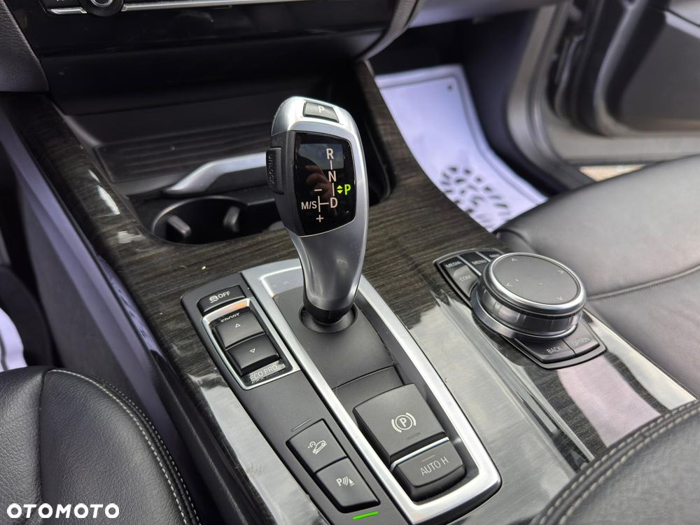 BMW X3 28i xDrive - 14