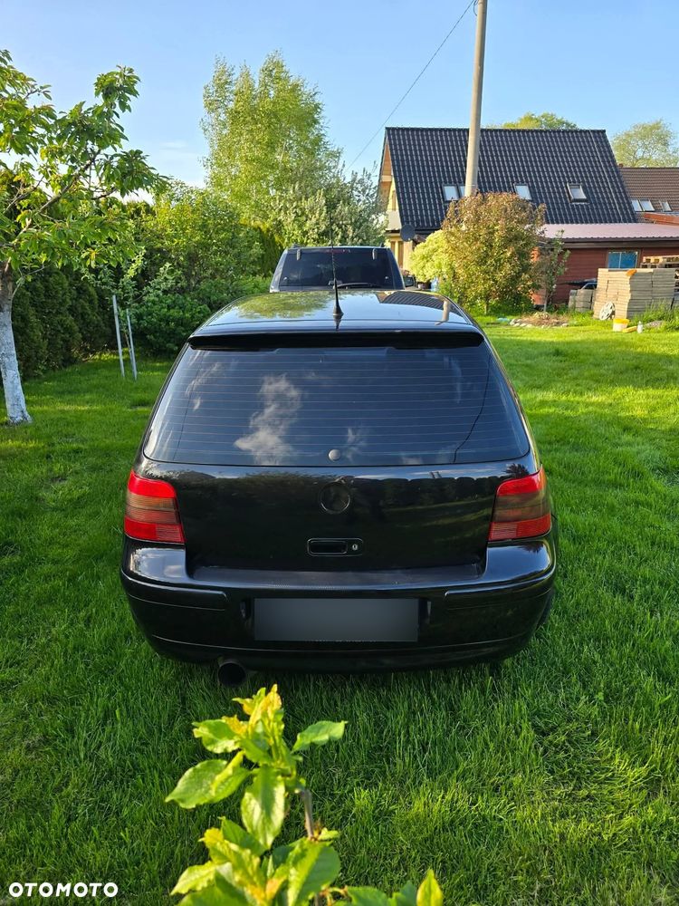 Volkswagen Golf - 17