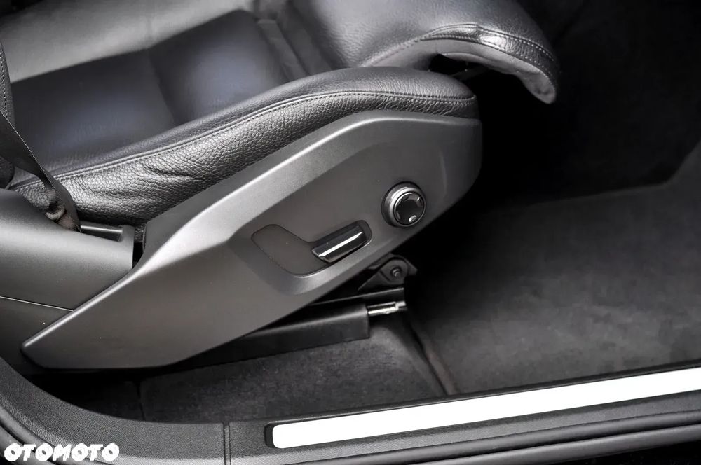 Volvo XC 60 B4 D Geartronic Inscription - 25