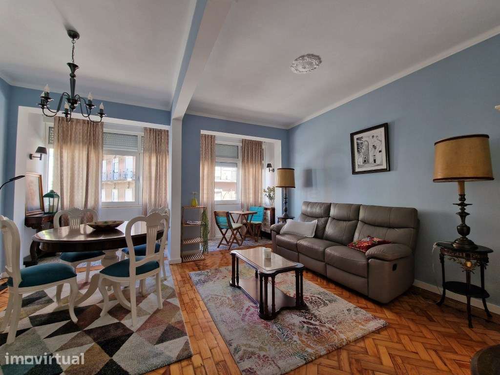 APARTAMENTO T1 JUNTO À GENERAL ROÇADAS, MOBILADO E EQUIPADO - Grande imagem: 2/17