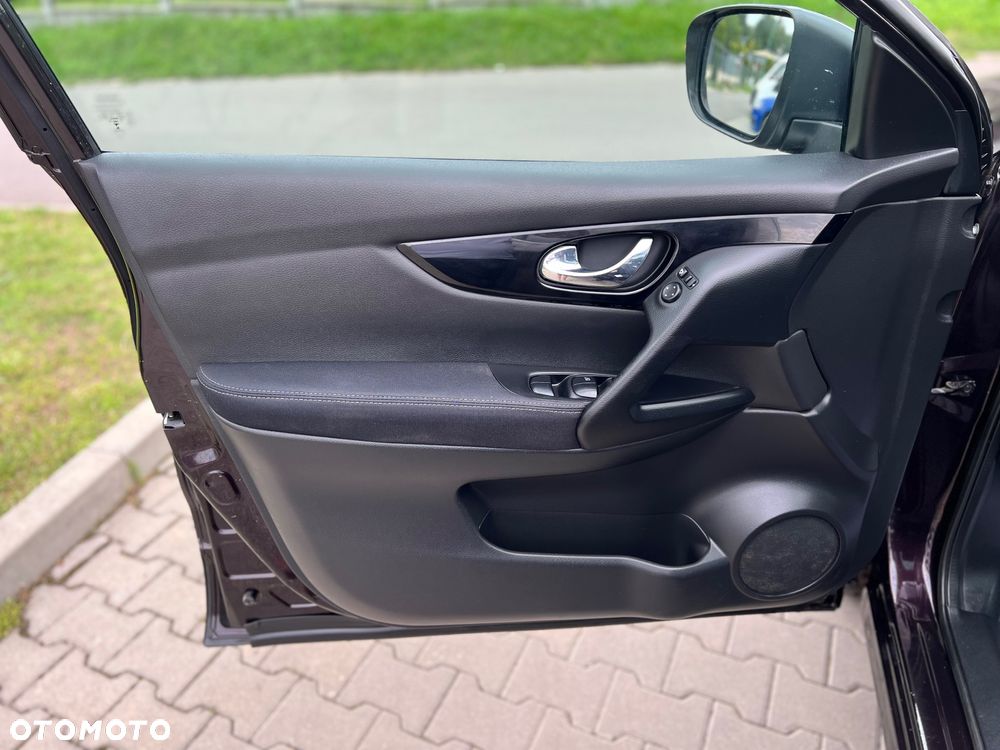 Nissan Qashqai 1.5 dCi Tekna - 17