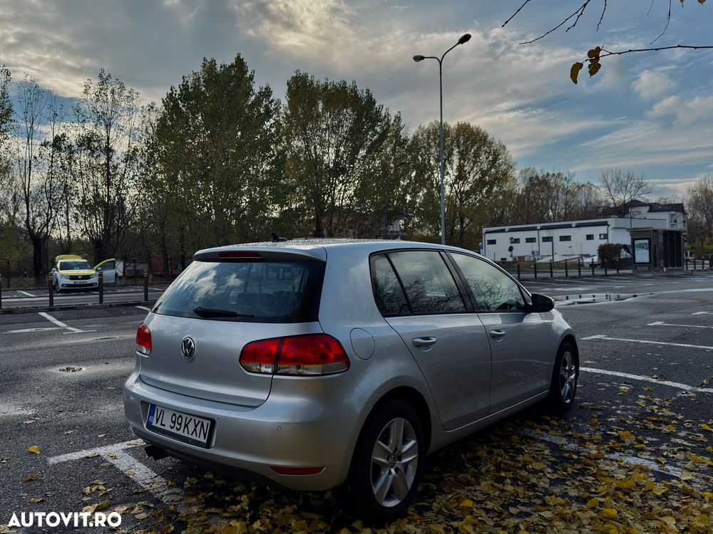 Volkswagen Golf 2.0 TDI Comfortline DSG - 5