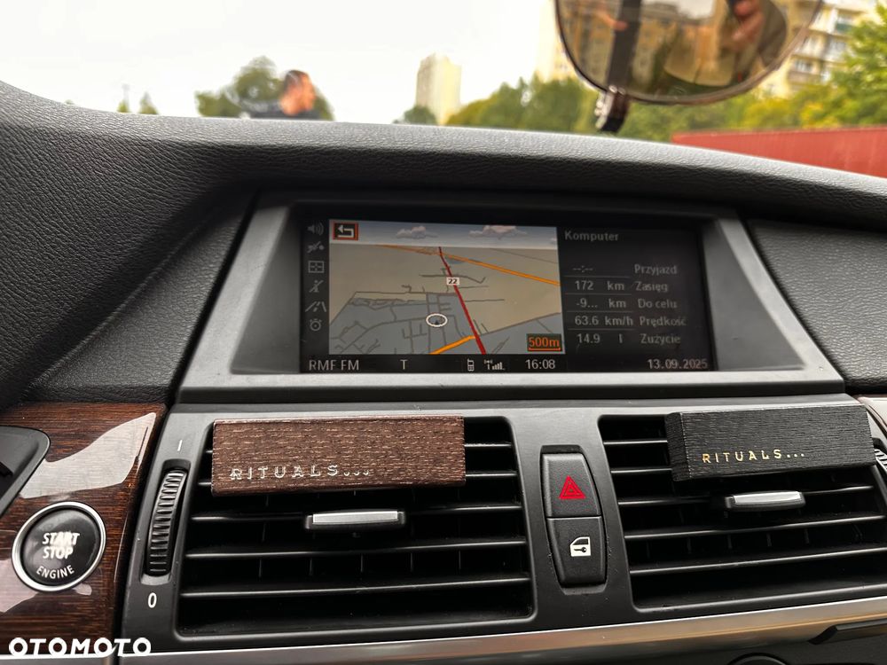 BMW X5 xDrive48i - 15