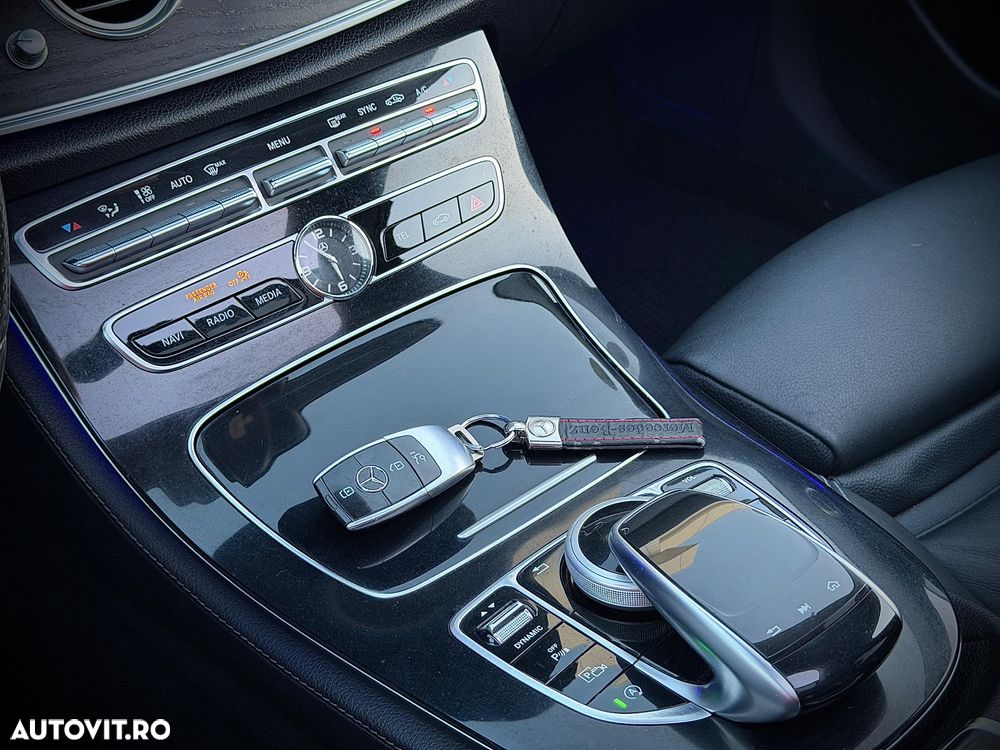 Mercedes-Benz E 220 d 4MATIC 9G-TRONIC Avantgarde - 29