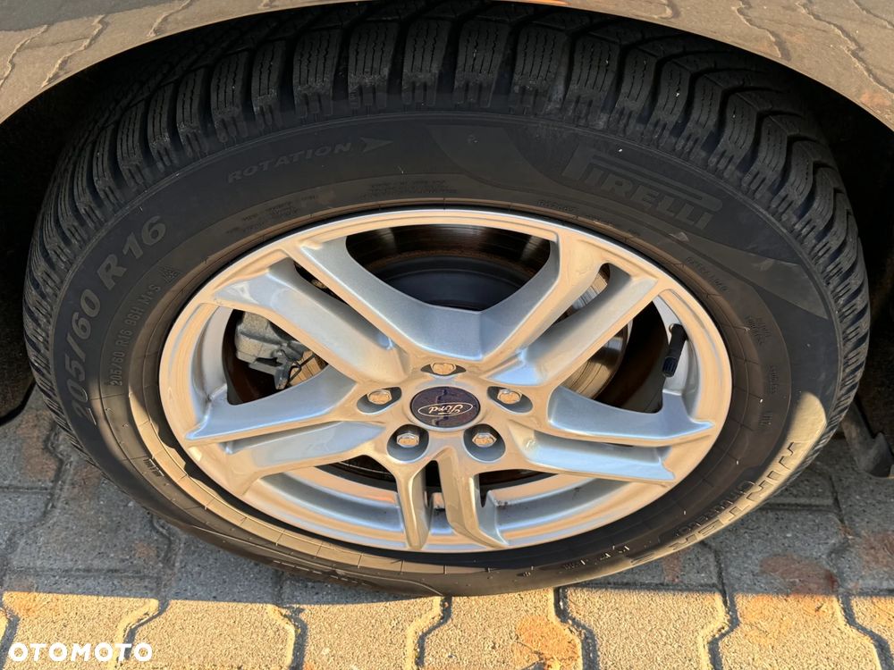 Ford Focus 1.0 EcoBoost mHEV Titanium - 16
