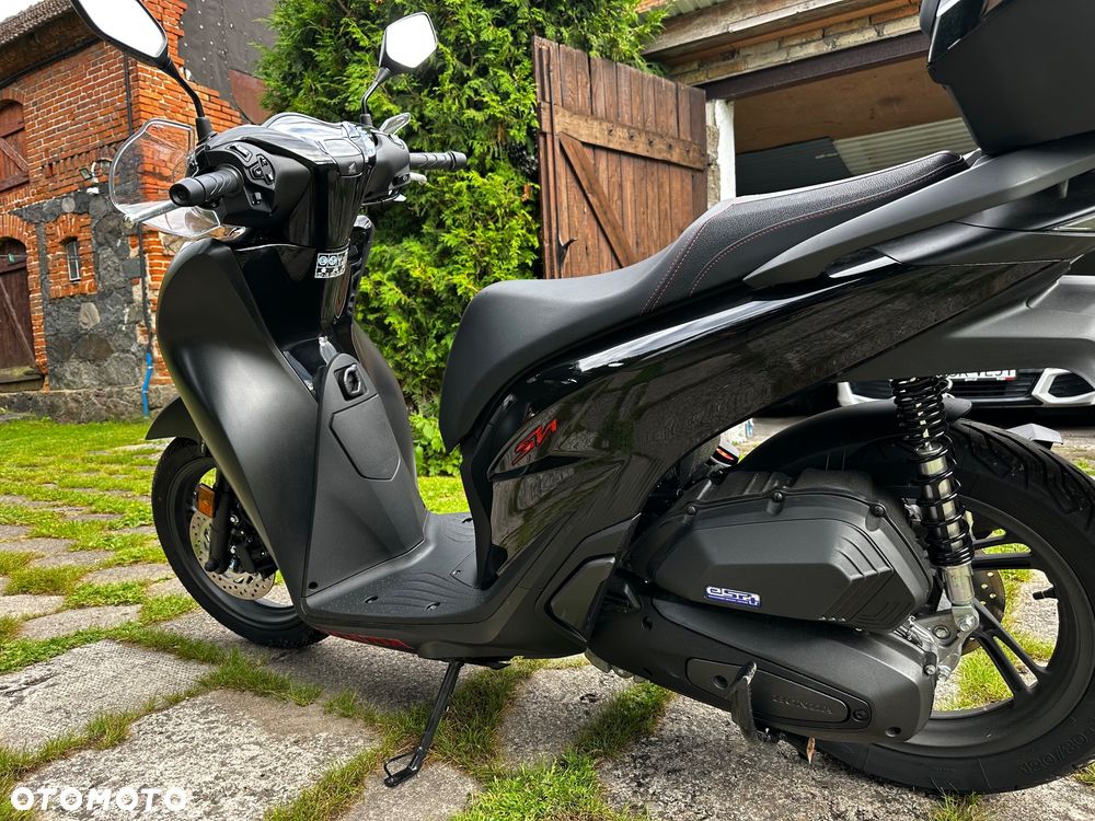 Honda SH - 9