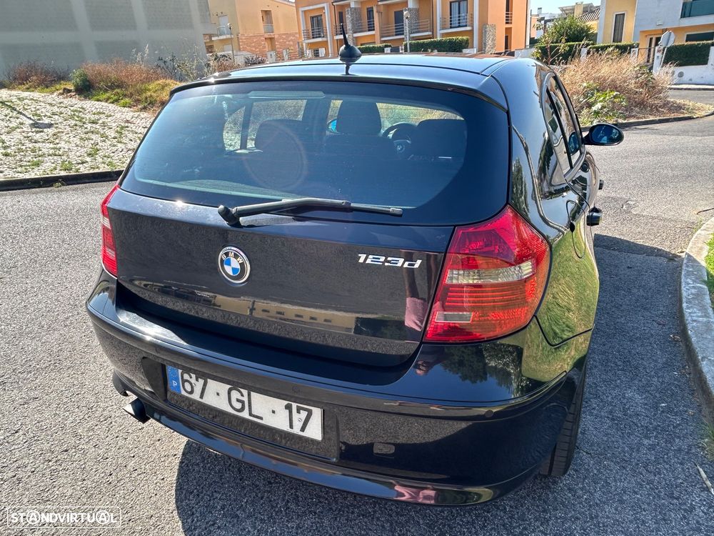 BMW 123 d - 16