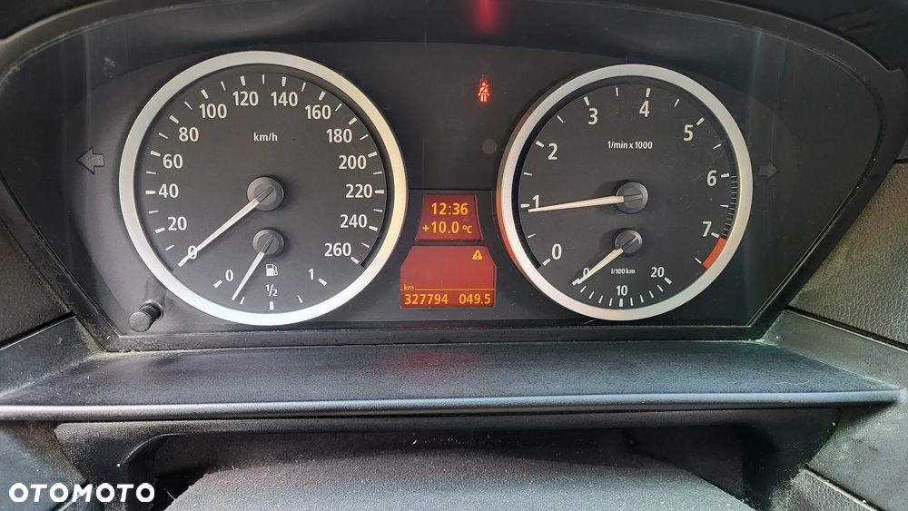 BMW Seria 5 530i - 22