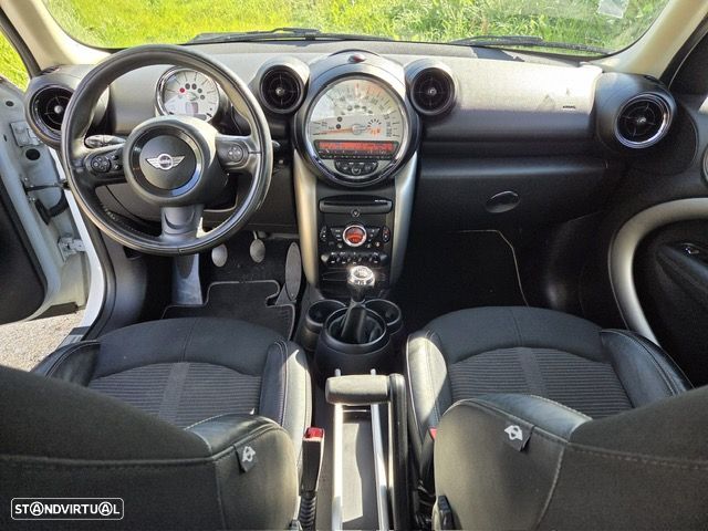 MINI Countryman Cooper D - 4