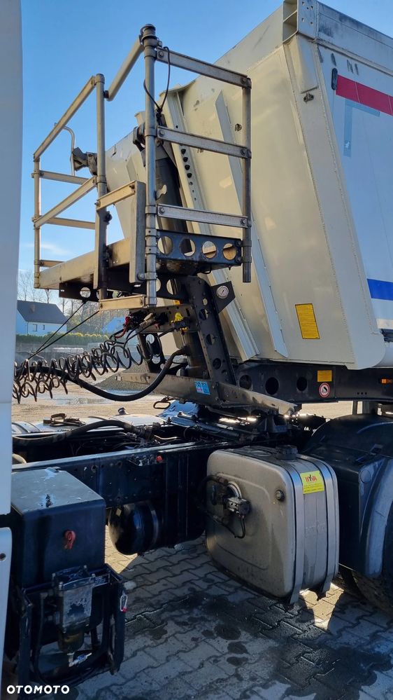 Schmitz Cargobull - 3