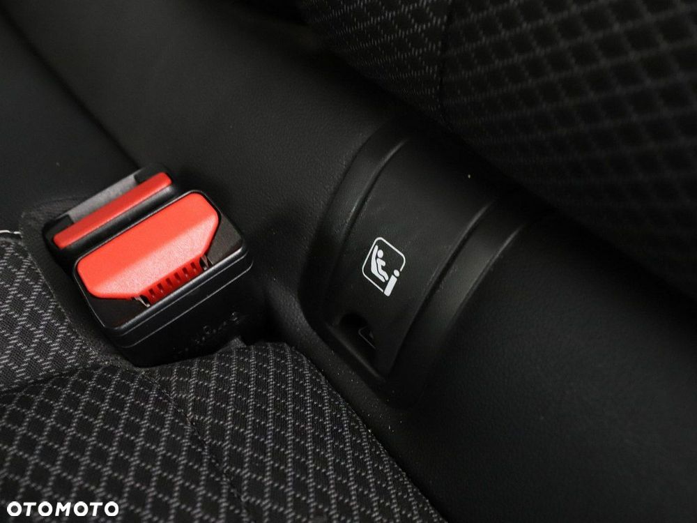 Renault Arkana 1.6 E-TECH Intens MMT - 40