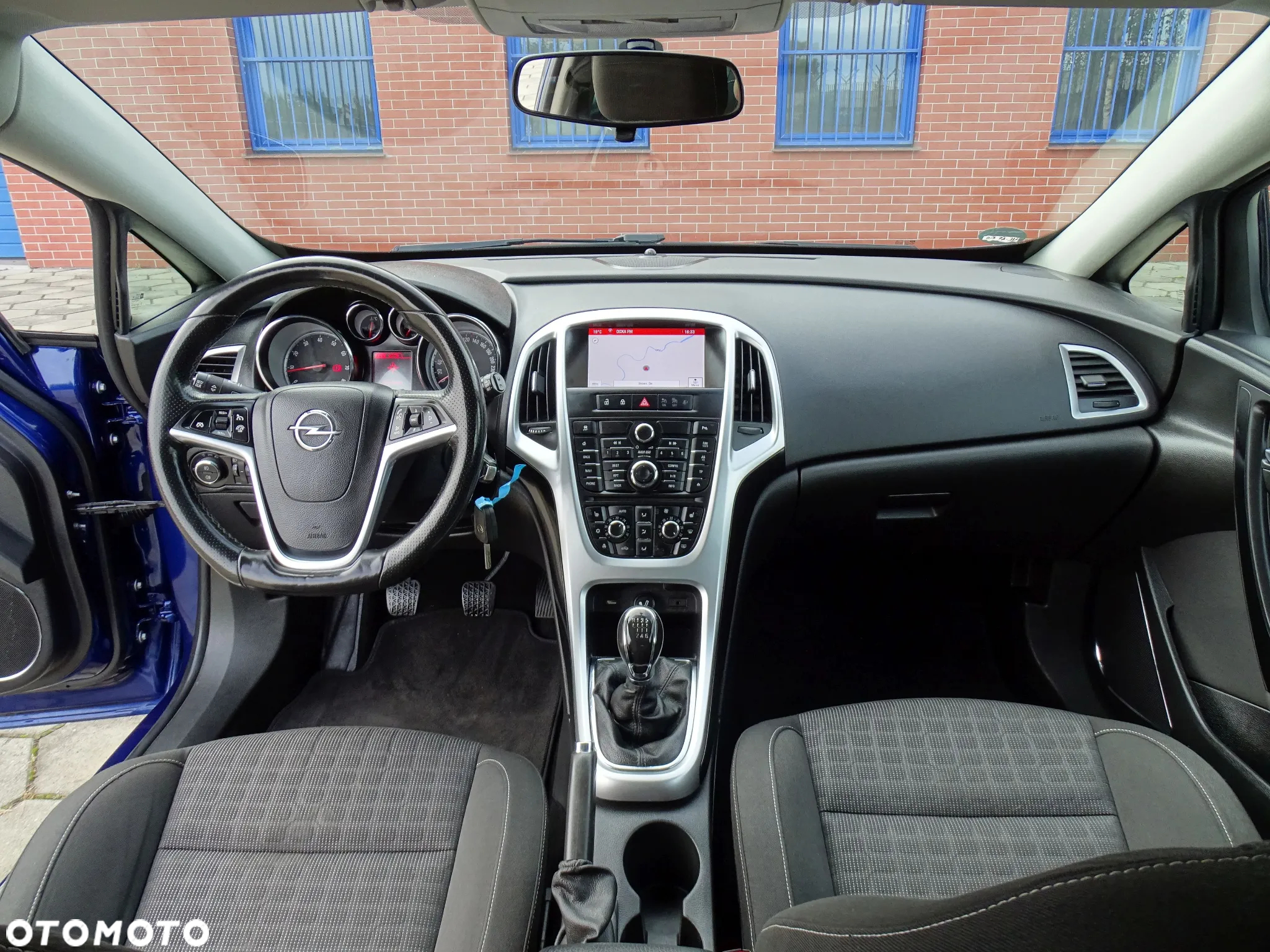 Opel Astra IV GTC 1.4 T Sport - 8