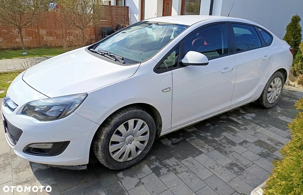 Opel Astra - 3