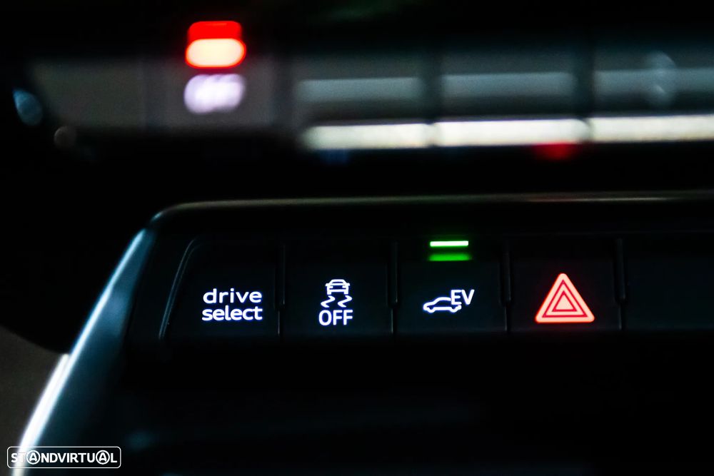Audi A3 Sportback 45 TFSIe S tronic S line — fotografia 37