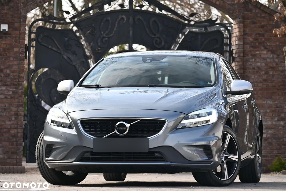 Volvo V40 D2 Geartronic RDesign - 4