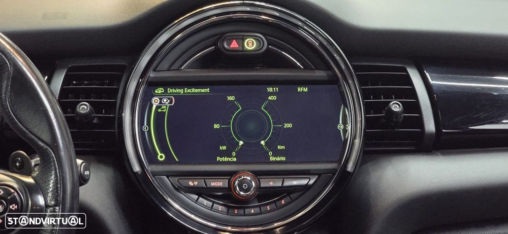 MINI 5 Portas Cooper SD Auto Desportiva - 58