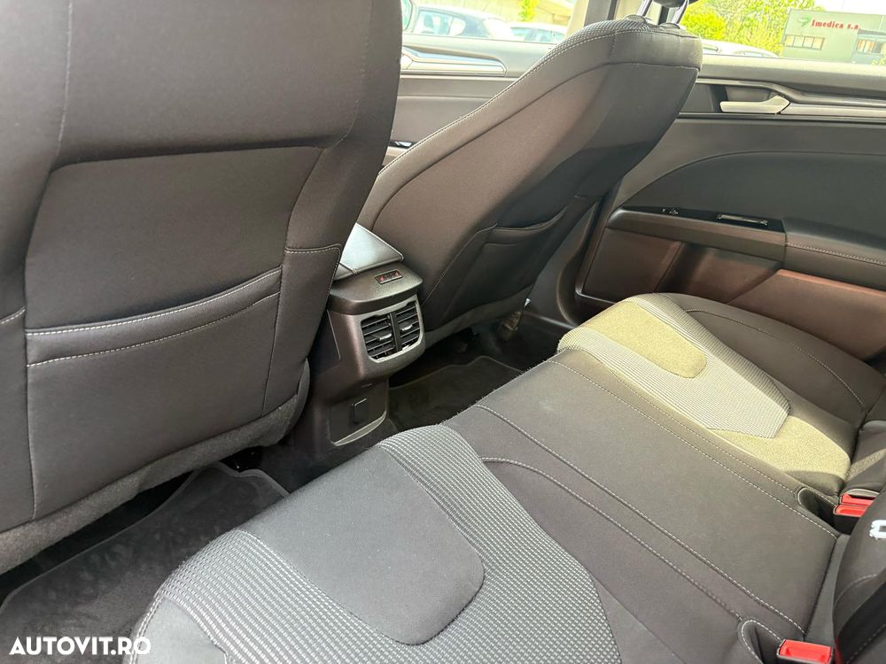 Ford Mondeo 2.0 HEV Titanium - 5