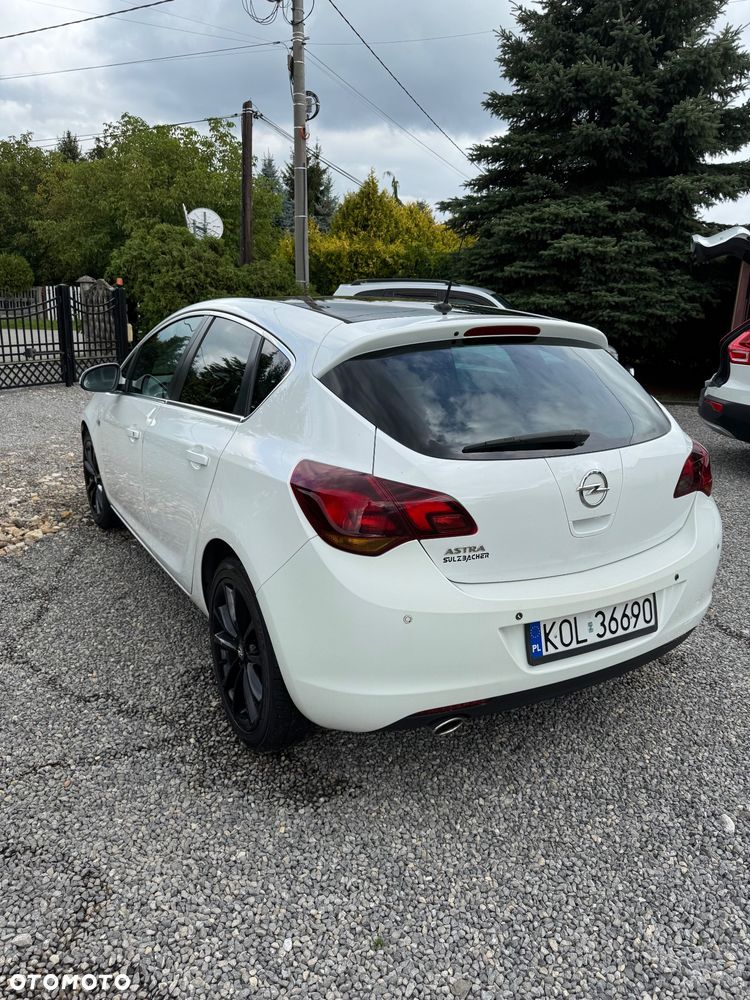 Opel Astra 1.4 T Essentia - 6