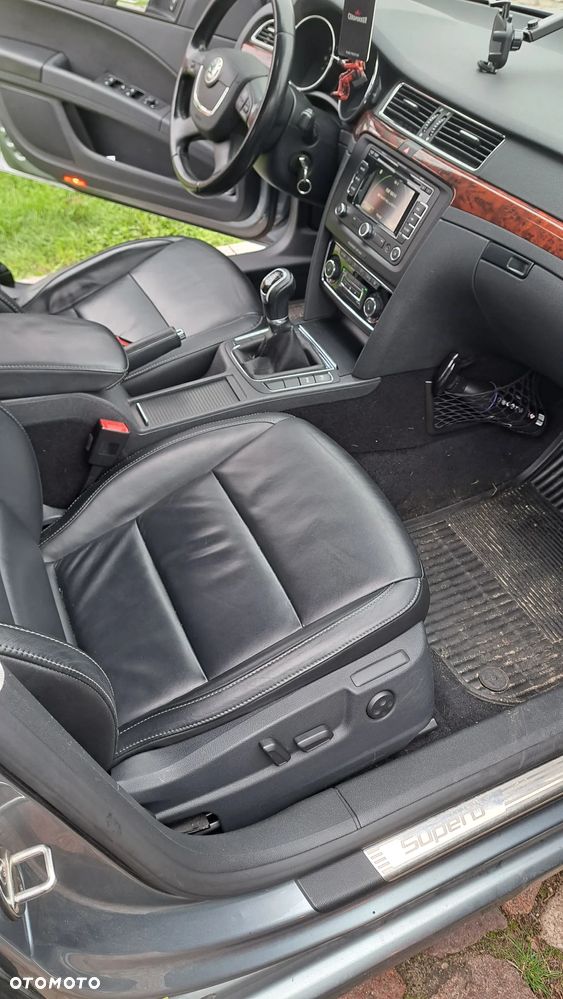 Skoda Superb 1.6 TDI Platinum - 16