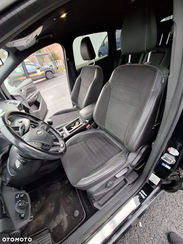 Ford Kuga 2.0 TDCi 4x4 ST-Line - 13