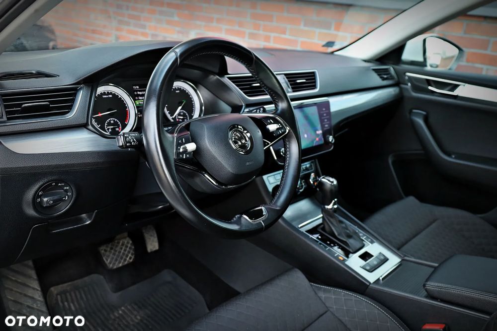 Skoda Superb 2.0 TDI SCR 4x4 Ambition DSG - 20