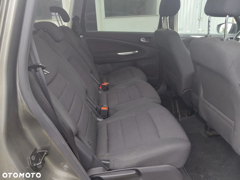 Ford S-Max 2.0 TDCi DPF Business Edition - 19
