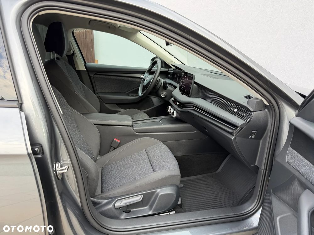 Skoda Superb 1.5 TSI mHEV Essence DSG - 10