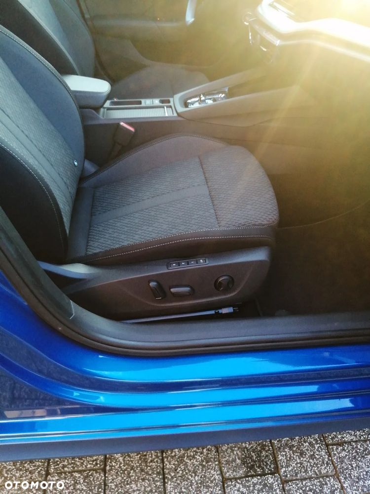Skoda Octavia 2.0 TDI DSG Style - 11