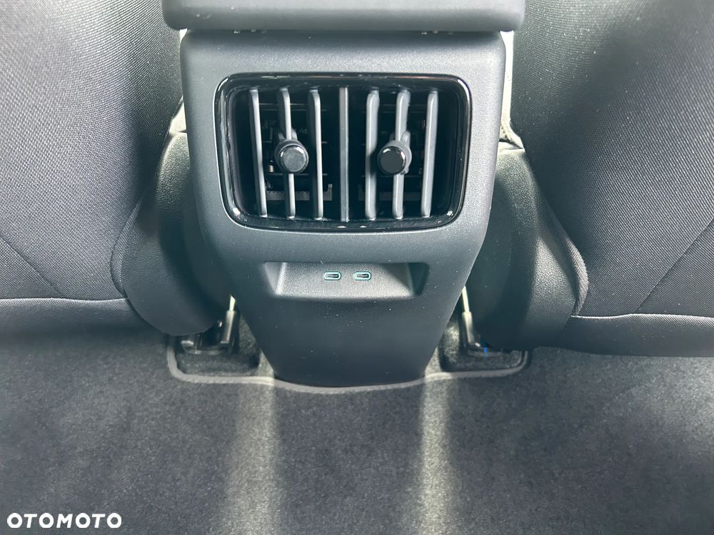 BYD Dolphin G Active E-CVT - 23
