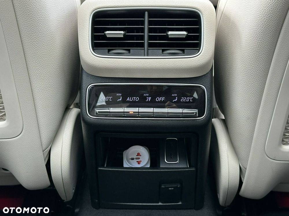 Mercedes-Benz GLS - 25