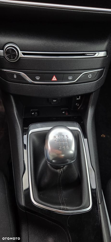 Peugeot 308 BlueHDi FAP 120 Stop & Start Allure - 27