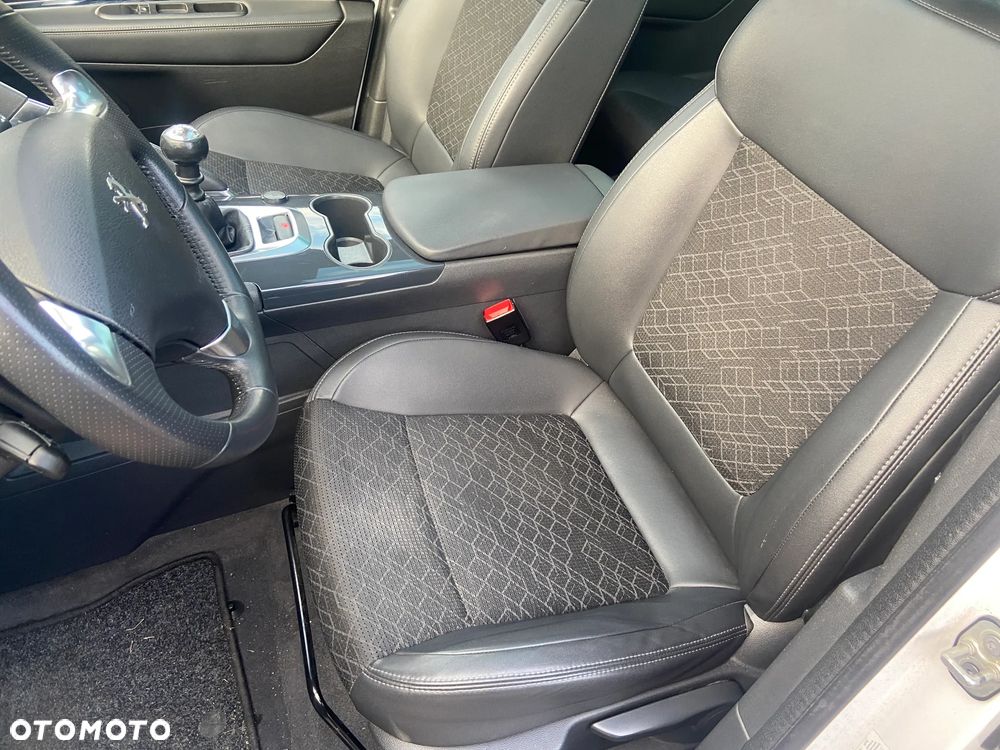 Peugeot 3008 155 THP Premium - 11