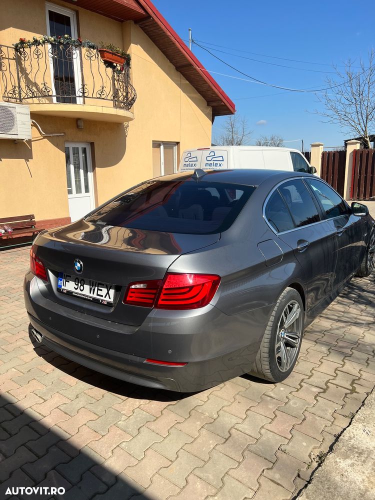 BMW Seria 5 520d Sport-Aut. - 6