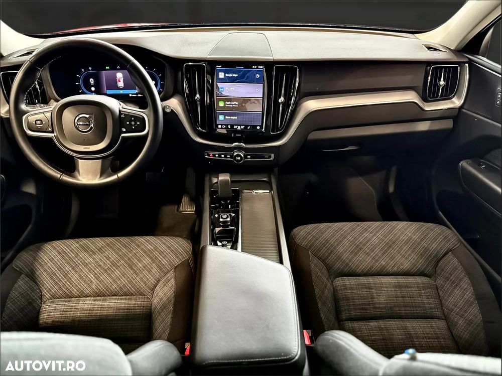 Volvo XC 60 B4 MHEV AT FWD Core - 12