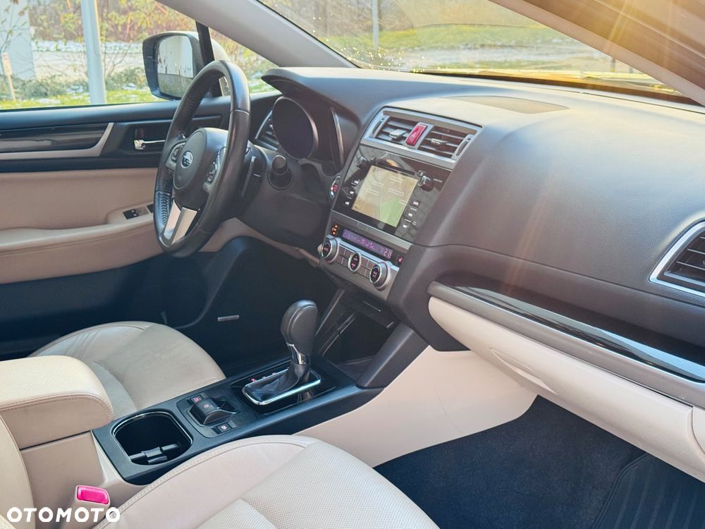 Subaru Outback 2.0D Exclusive Lineartronic - 28