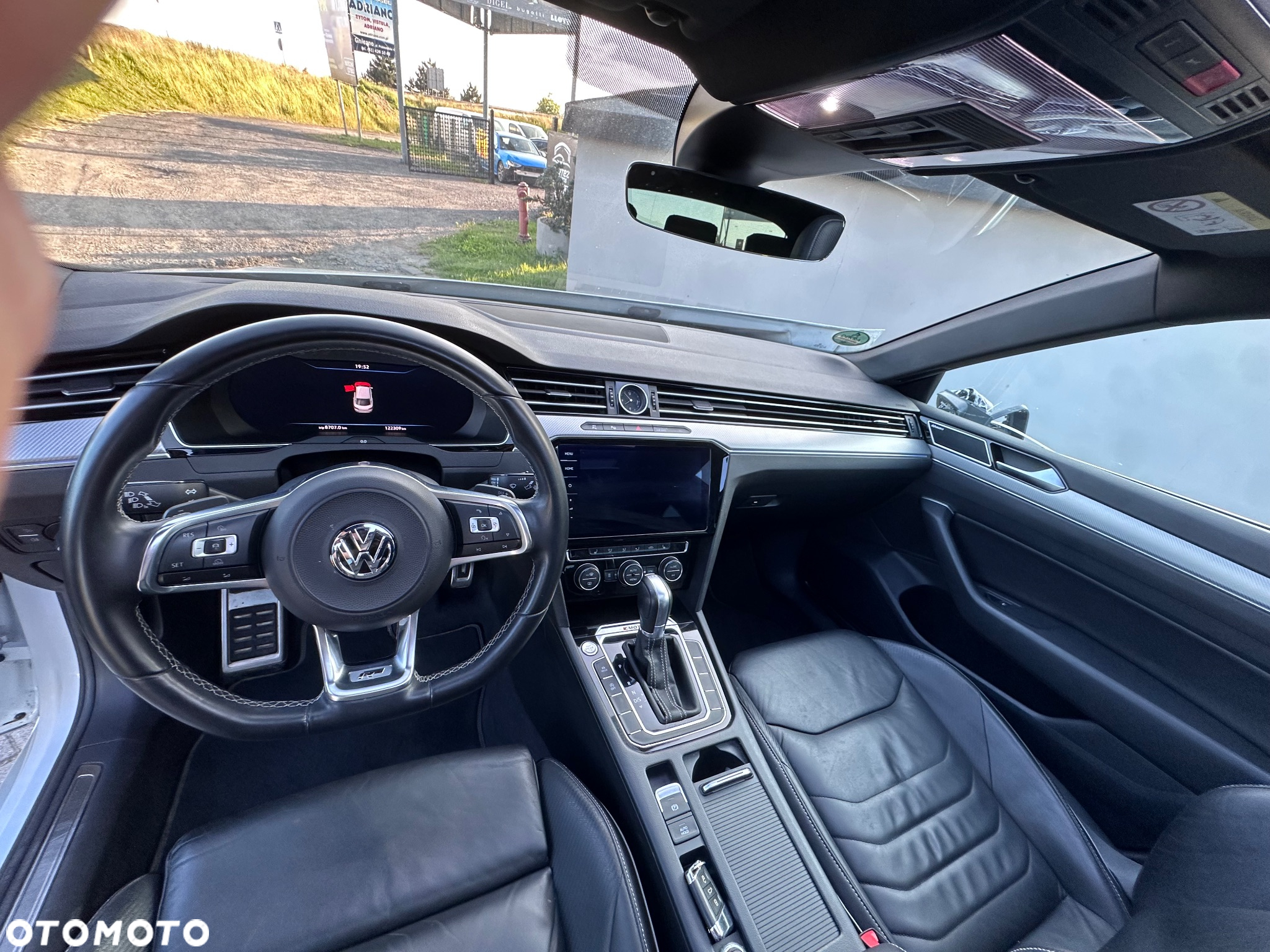 Volkswagen Arteon 2.0 TDI SCR 4Motion DSG R-Line Edition - 15