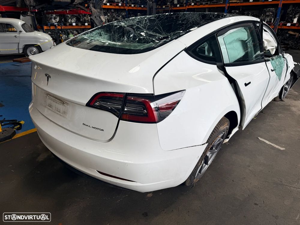 TESLA MODEL 3 LONG RANGE DUAL MOTOR DE 2023 EM FIM DE VIDA (CENTRO DE ABATE) - 4
