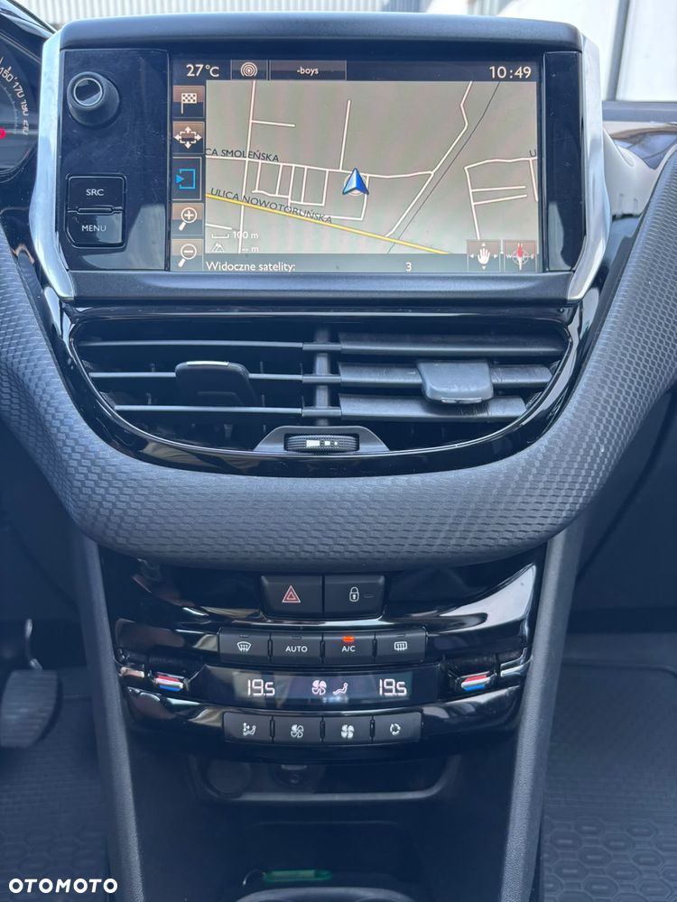 Peugeot 2008 1.6 BlueHDi Allure S&S - 7